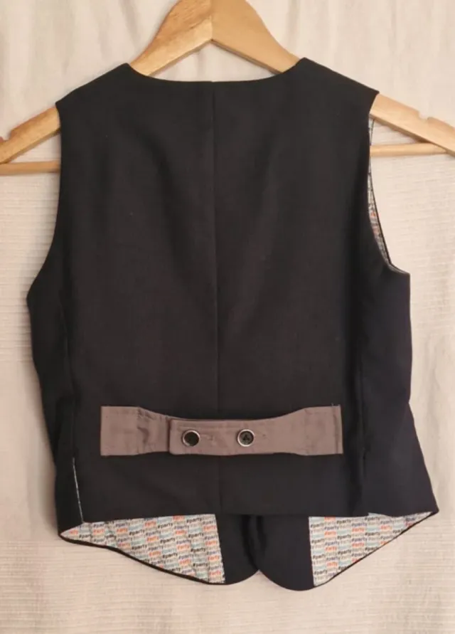 Traje de niño azul oscuro CKS