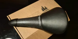 Sillín Tune Speedneedle Marathon Carbono