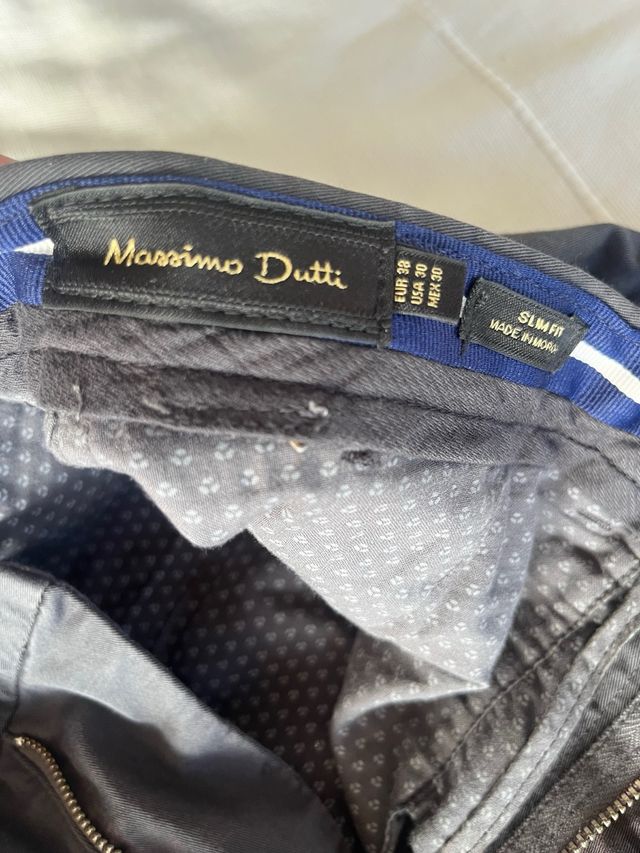 pantalón azul marino slim fit