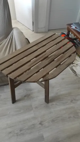 Mesa IKEA y 2 Sillas Plegables Jardín Madera