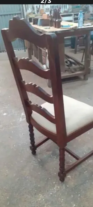 Sillas de madera de tea con asiento de tela