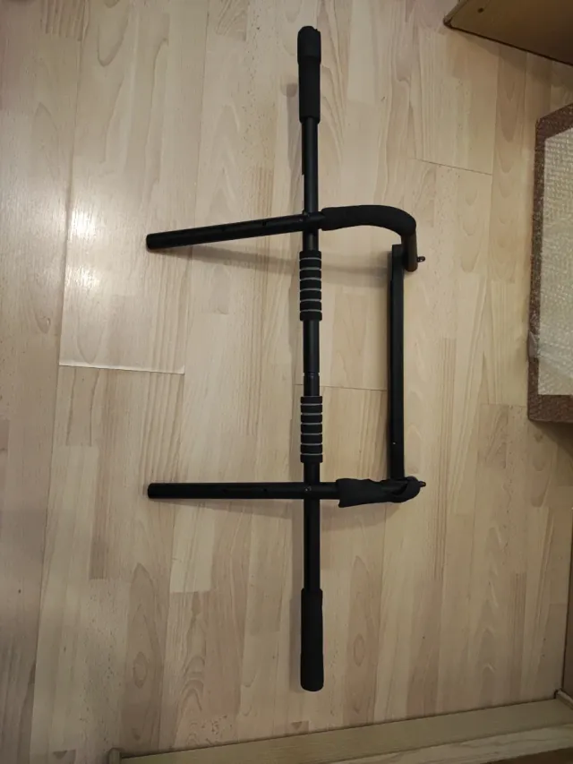 Barra de dominadas para puerta