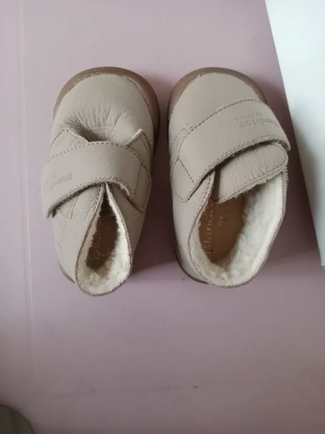 Zapatos de niño blanditos