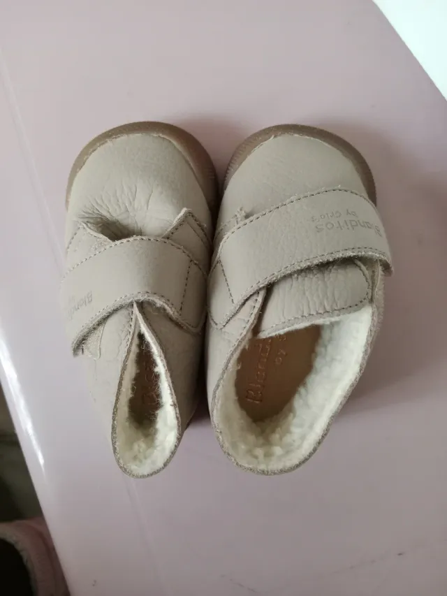 Zapatos de niño blanditos