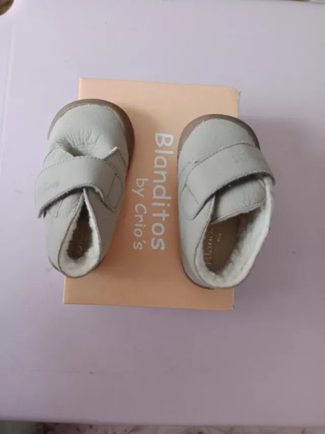 Zapatos de niño blanditos