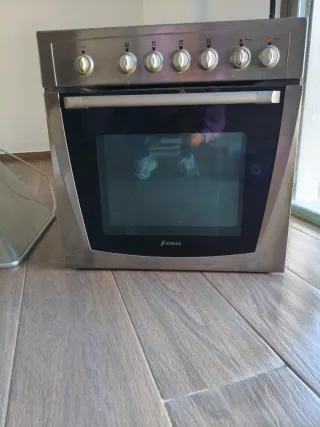 Horno Edesa y campana Teka