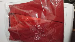 Traje de pantalón y chaleco rojo Talla M