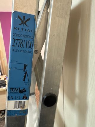 Escalera plegable de aluminio KETTAL