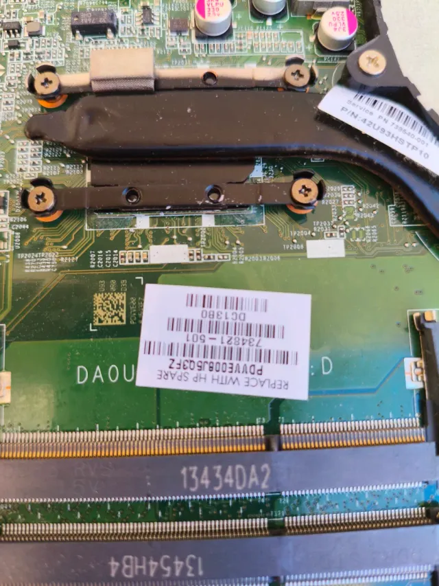 Placa base DA0U93MB6D0 REV : D