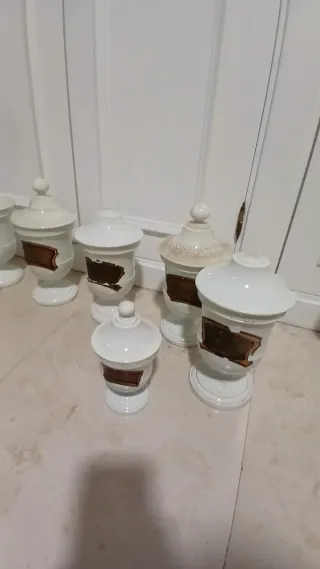 OPORTUNIDAD: Botes originales Farmacia antigua