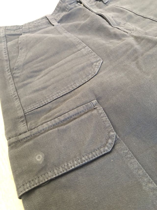 Pantalones cargo grises