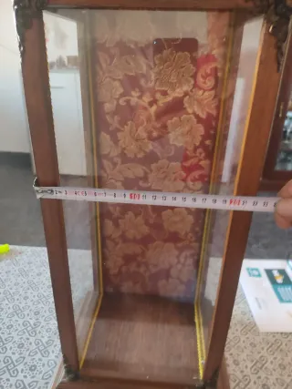 Vitrina Capilla Madera y Cristal