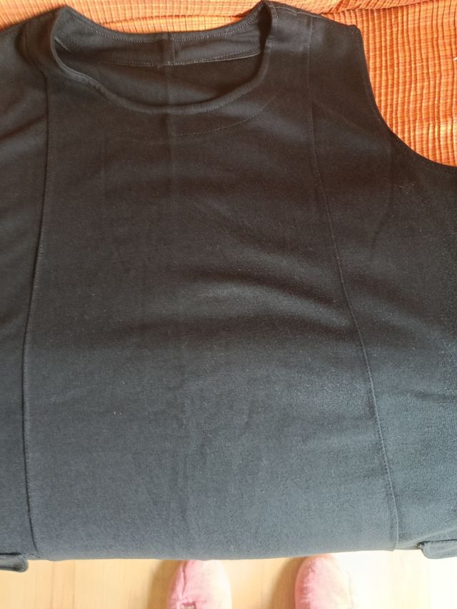 Vestido negro manga corta