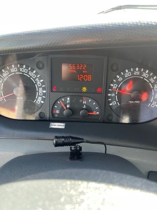 Iveco 35C15 2008 Caja cerrada