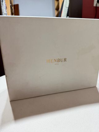 Zapatos de tacón Menbur plata y blanco T.37