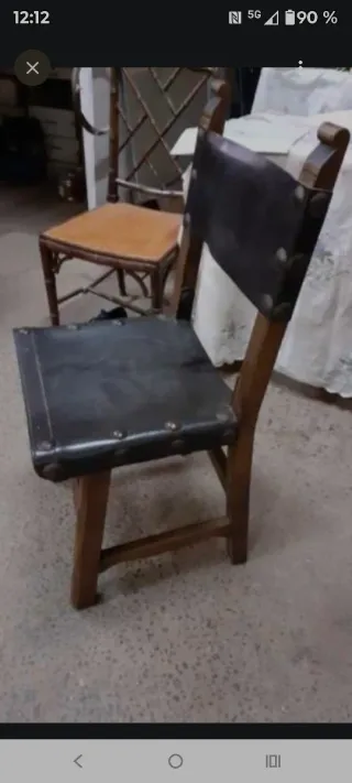 Sillas de madera y cuero estilo español 6 sillas