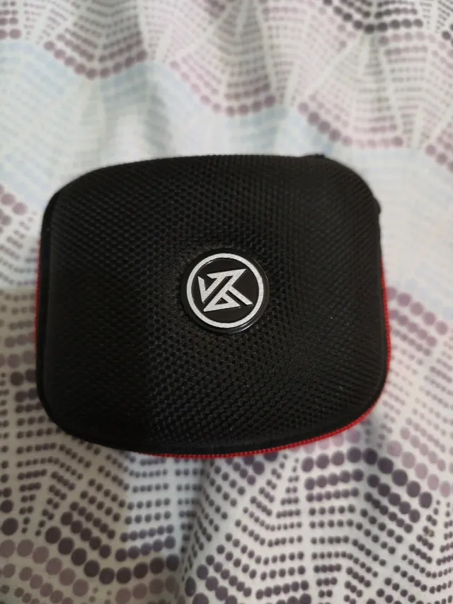 Auriculares KZ EDX Pro con funda