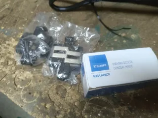 Juego 2 Bisagras Ocultas Tesa Negro