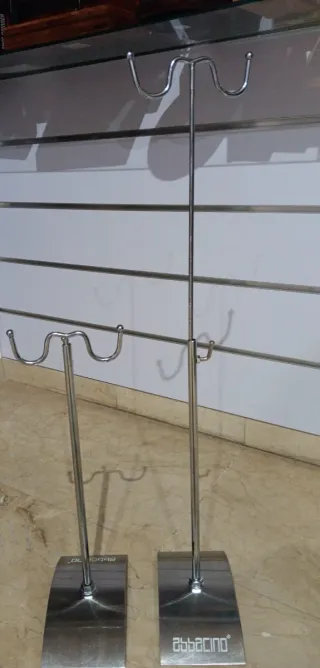 Vendo expositor/suporte bolsos