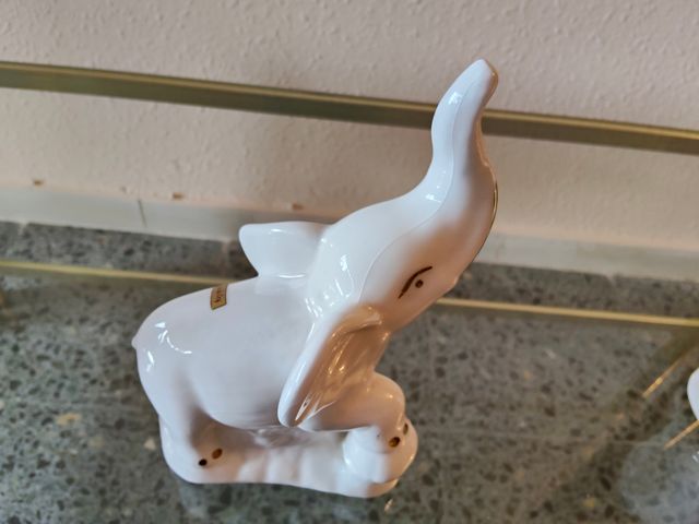 Set 3 Elefantes Cerámica Blanca y Oro