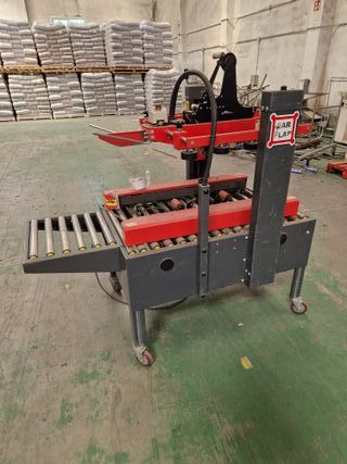 Precintadora de cajas Semiautomática