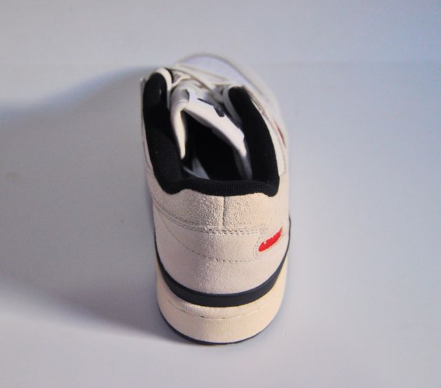 Adidas Forum 84 Low ADV Blancas