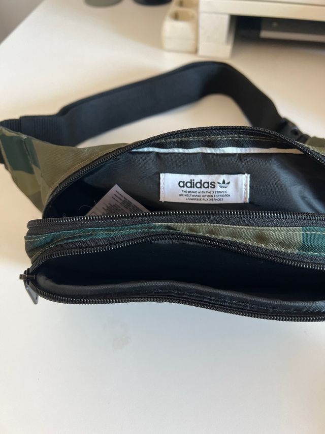 Riñonera Adidas Camuflaje Verde