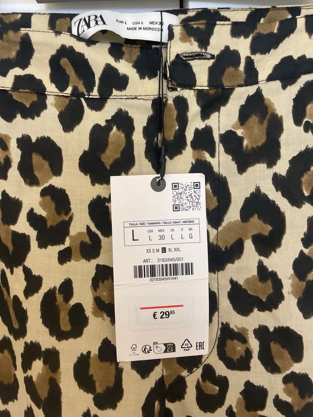 Pantalón Zara estampado leopardo