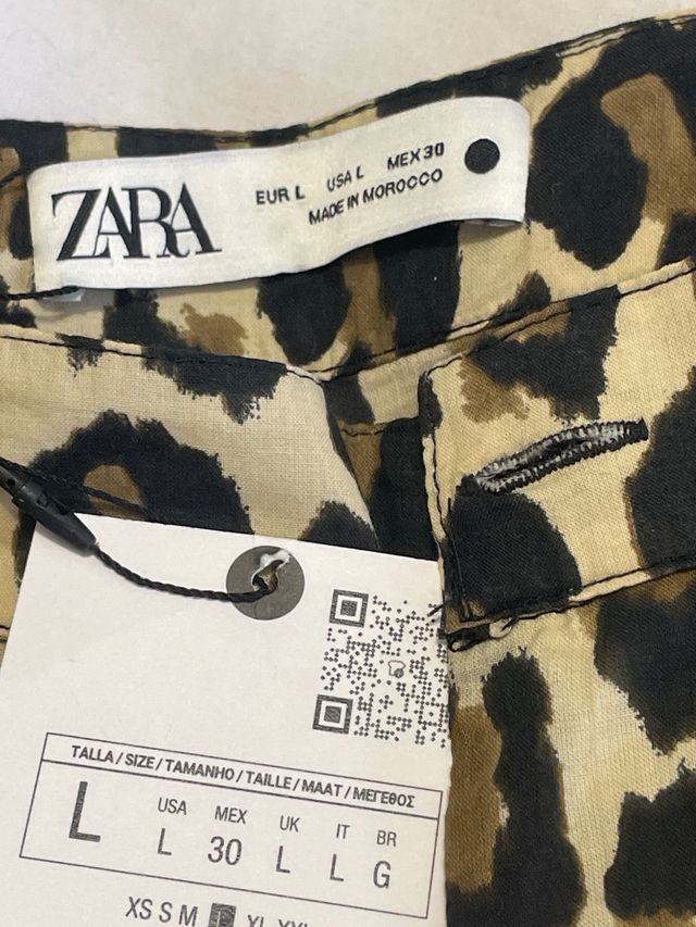 Pantalón Zara estampado leopardo