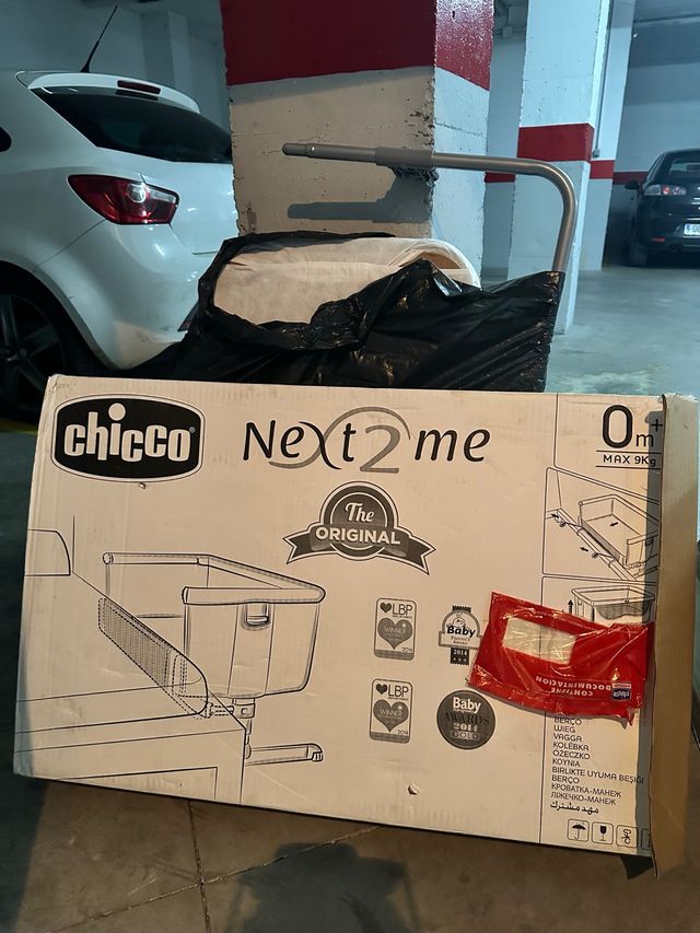 Minicuna Chicco Next2Me con la caja Original