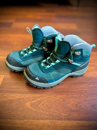 Botas Montaña Quechua MH100 Impermeables