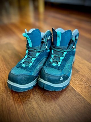 Botas Montaña Quechua MH100 Impermeables