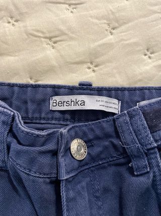 Pantalón cargo azul mujer talla 32 Bershka