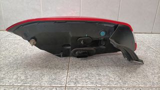 Farolim Traseiro Maserati Ghibli