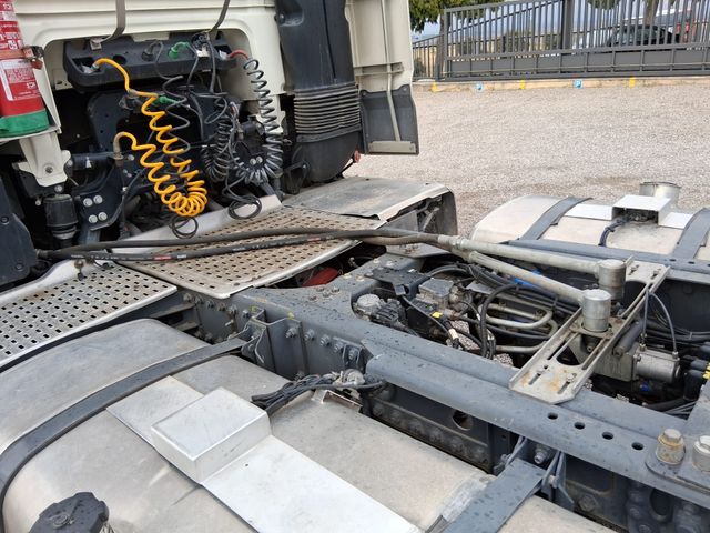 DAF XF 480 FT Tractora equipo hidraulico