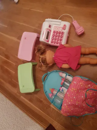 Lote Nenuco: Muñeca, accesorios y más