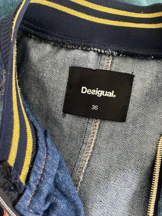 Chaqueta vaquera DESIGUAL