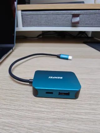 Adaptador hub Benfei USB C a Hdmi Vga