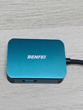 Adaptador hub Benfei USB C a Hdmi Vga