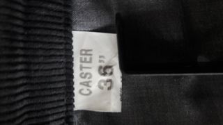 Pantalón de pana negro