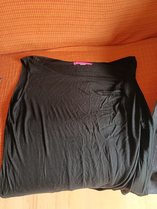 Camiseta corta negra