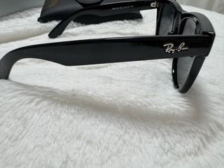 Gafas de sol negras. Nuevas