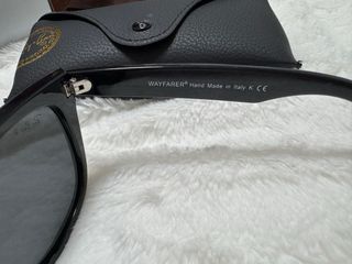 Gafas de sol negras. Nuevas