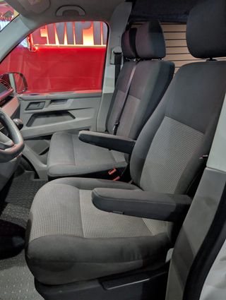 GARANTIZADA VOLKSWAGEN TRANSPORTER T6 2.0TDI 2021