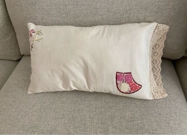 Funda de almohada 30x50cm bordada