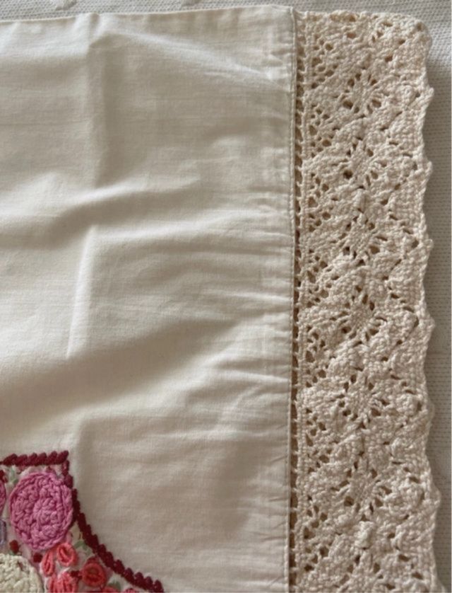 Funda de almohada 30x50cm bordada