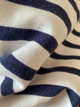 Jersey de rayas azul y blanco