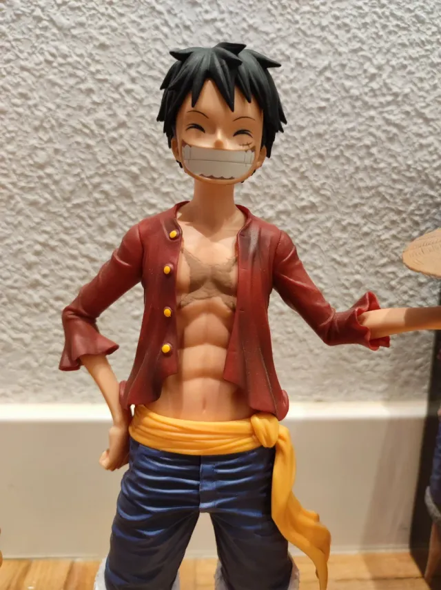 Figura Luffy One Piece Grandista
