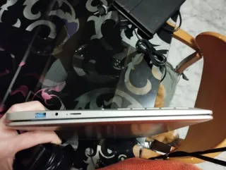 Tableta Lenovo Negra con Teclado bluetooth