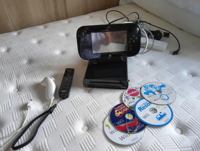 Nintendo Wii U Nera + Giochi e Accessori